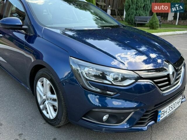 Синий Рено Меган, объемом двигателя 1.46 л и пробегом 137 тыс. км за 12900 $, фото 9 на Automoto.ua