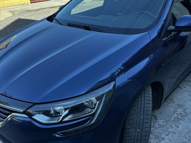 Синий Рено Меган, объемом двигателя 0 л и пробегом 220 тыс. км за 9999 $, фото 1 на Automoto.ua
