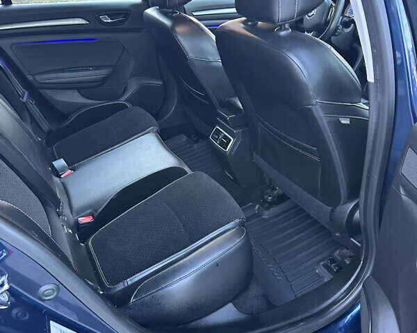 Синий Рено Меган, объемом двигателя 1.5 л и пробегом 230 тыс. км за 12100 $, фото 14 на Automoto.ua