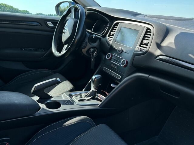 Синий Рено Меган, объемом двигателя 0 л и пробегом 220 тыс. км за 11500 $, фото 1 на Automoto.ua