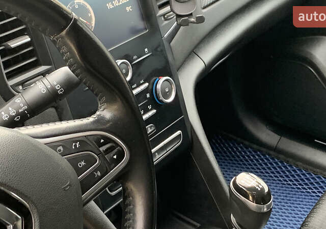 Рено Меган 2017 в Луцке на Automoto.ua Синий Рено Меган, объемом двигателя 1.46 л и пробегом 217 тыс. км за 13200 $, фото 10 на Automoto.ua