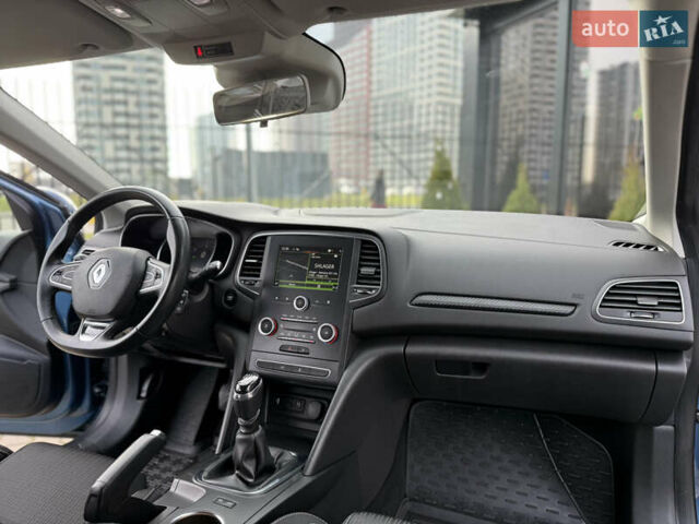 Синий Рено Меган, объемом двигателя 1.5 л и пробегом 134 тыс. км за 11500 $, фото 17 на Automoto.ua