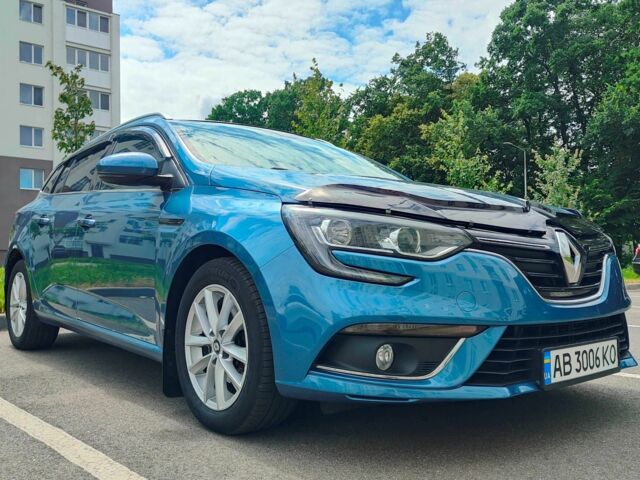 Синий Рено Меган, объемом двигателя 1.5 л и пробегом 206 тыс. км за 10700 $, фото 1 на Automoto.ua