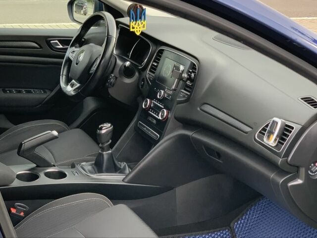 Рено Меган 2017 в Луцке на Automoto.ua Синий Рено Меган, объемом двигателя 1.5 л и пробегом 217 тыс. км за 13200 $, фото 10 на Automoto.ua