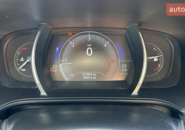 Синий Рено Меган, объемом двигателя 1.46 л и пробегом 223 тыс. км за 12200 $, фото 12 на Automoto.ua