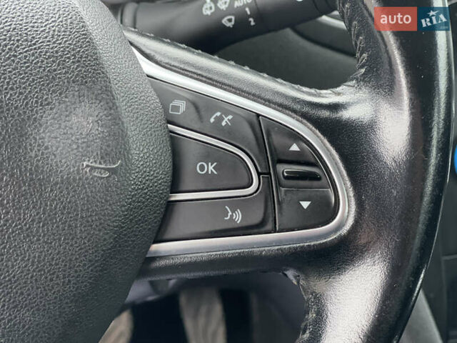 Синій Рено Меган, об'ємом двигуна 1.46 л та пробігом 230 тис. км за 11500 $, фото 27 на Automoto.ua
