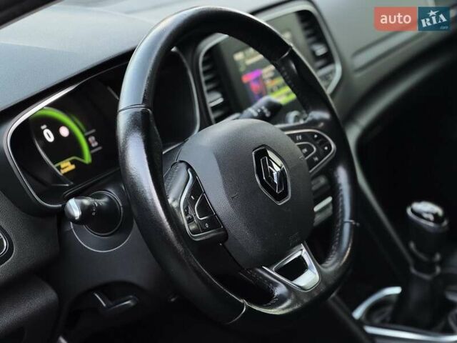Синий Рено Меган, объемом двигателя 1.5 л и пробегом 198 тыс. км за 10900 $, фото 11 на Automoto.ua