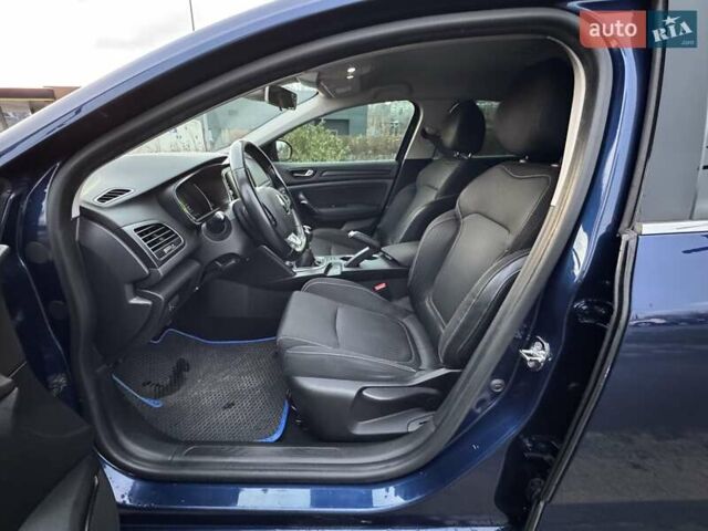 Синий Рено Меган, объемом двигателя 1.5 л и пробегом 198 тыс. км за 10900 $, фото 9 на Automoto.ua