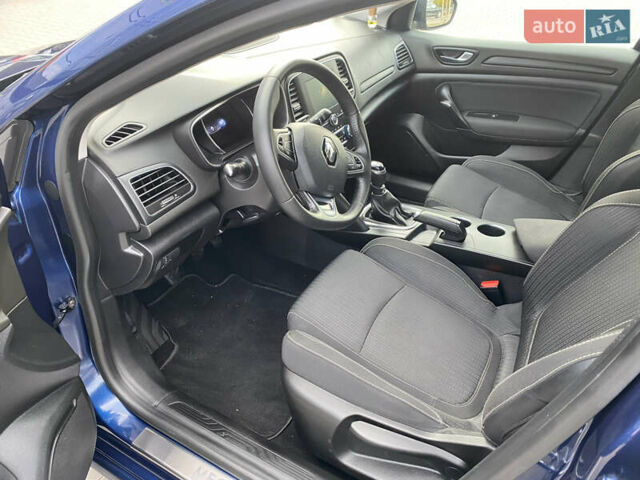 Синій Рено Меган, об'ємом двигуна 1.5 л та пробігом 179 тис. км за 12998 $, фото 11 на Automoto.ua