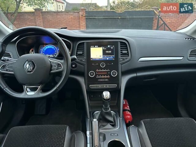 Синій Рено Меган, об'ємом двигуна 1.5 л та пробігом 178 тис. км за 13650 $, фото 38 на Automoto.ua