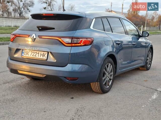 Синий Рено Меган, объемом двигателя 1.46 л и пробегом 232 тыс. км за 11490 $, фото 2 на Automoto.ua