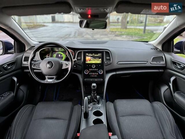 Синий Рено Меган, объемом двигателя 1.5 л и пробегом 198 тыс. км за 10900 $, фото 14 на Automoto.ua