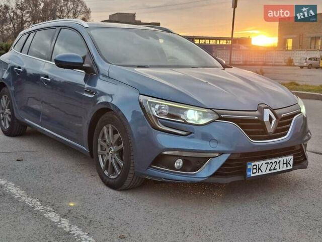 Синий Рено Меган, объемом двигателя 1.46 л и пробегом 232 тыс. км за 11490 $, фото 5 на Automoto.ua