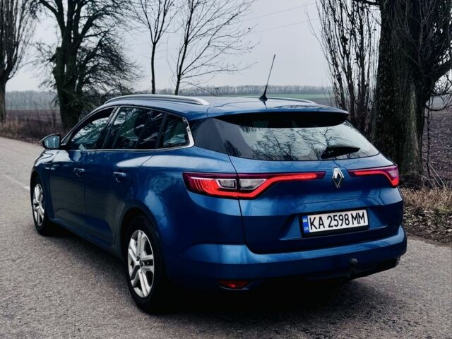 Синий Рено Меган, объемом двигателя 1.5 л и пробегом 280 тыс. км за 12700 $, фото 3 на Automoto.ua