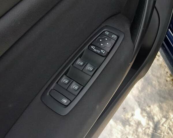 Синій Рено Меган, об'ємом двигуна 1.46 л та пробігом 190 тис. км за 11900 $, фото 24 на Automoto.ua