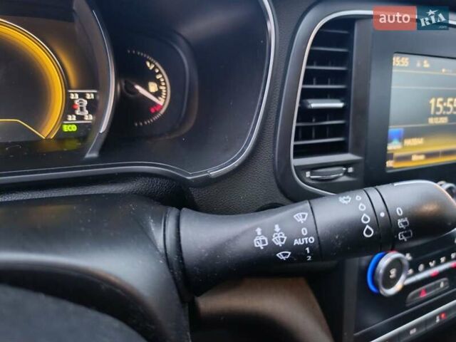 Синій Рено Меган, об'ємом двигуна 1.46 л та пробігом 247 тис. км за 10000 $, фото 46 на Automoto.ua