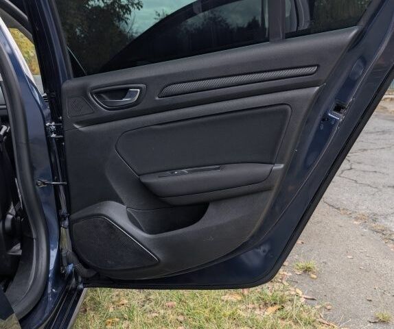 Синій Рено Меган, об'ємом двигуна 1.5 л та пробігом 260 тис. км за 11900 $, фото 12 на Automoto.ua