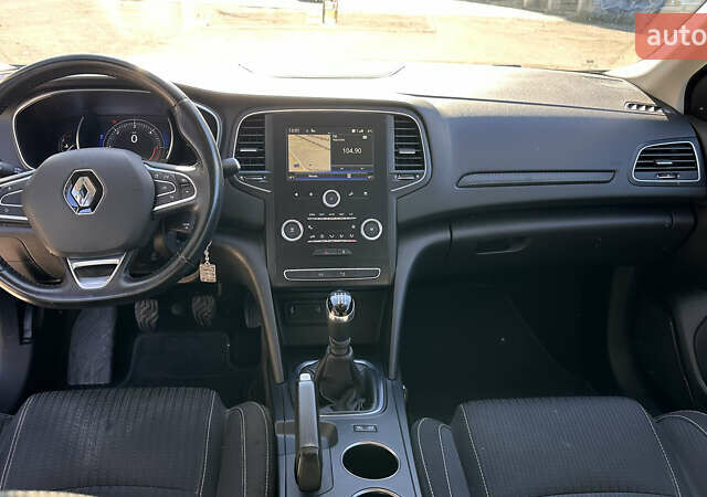 Синий Рено Меган, объемом двигателя 1.46 л и пробегом 223 тыс. км за 12200 $, фото 8 на Automoto.ua