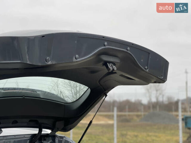 Синій Рено Меган, об'ємом двигуна 1.46 л та пробігом 230 тис. км за 11500 $, фото 41 на Automoto.ua