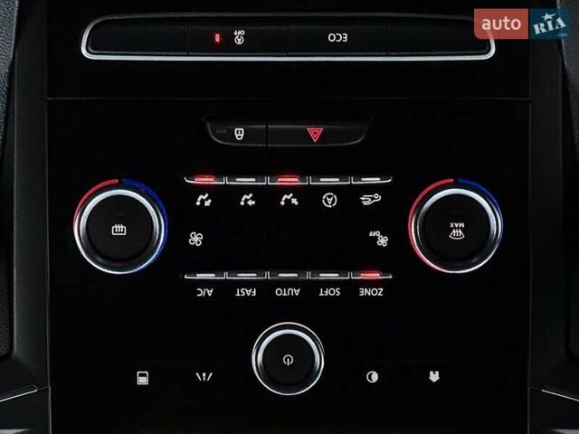 Синий Рено Меган, объемом двигателя 1.5 л и пробегом 198 тыс. км за 10900 $, фото 41 на Automoto.ua