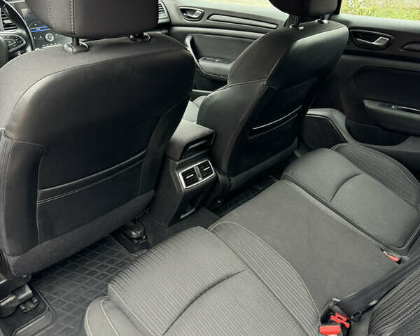 Синій Рено Меган, об'ємом двигуна 1.46 л та пробігом 205 тис. км за 11850 $, фото 15 на Automoto.ua