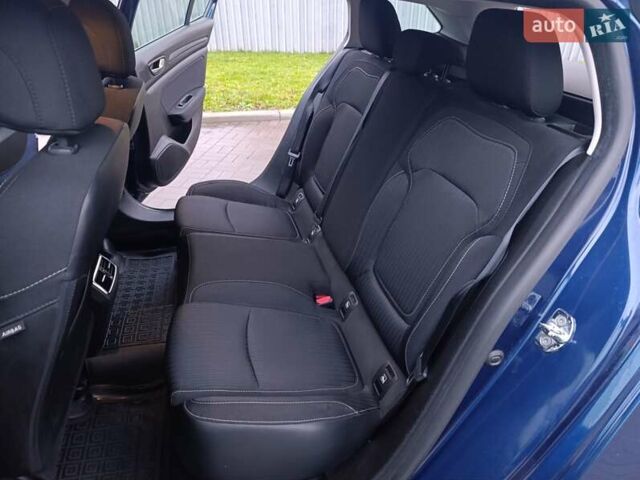 Синій Рено Меган, об'ємом двигуна 1.46 л та пробігом 247 тис. км за 10000 $, фото 57 на Automoto.ua