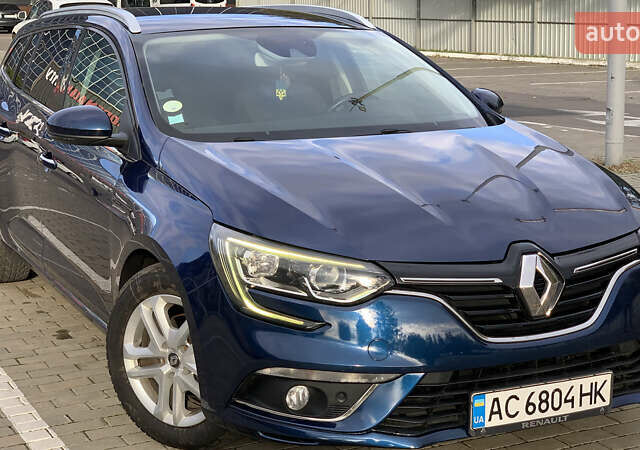 Рено Меган 2017 в Луцке на Automoto.ua Синий Рено Меган, объемом двигателя 1.46 л и пробегом 217 тыс. км за 13200 $, фото 2 на Automoto.ua