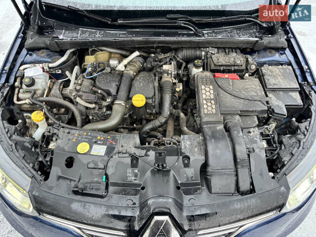 Синий Рено Меган, объемом двигателя 1.46 л и пробегом 238 тыс. км за 12700 $, фото 13 на Automoto.ua