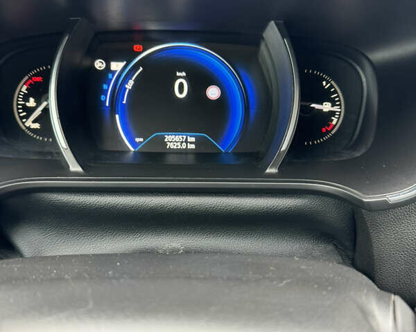 Синій Рено Меган, об'ємом двигуна 1.46 л та пробігом 205 тис. км за 11850 $, фото 48 на Automoto.ua