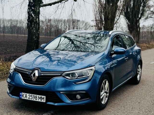Синий Рено Меган, объемом двигателя 1.5 л и пробегом 280 тыс. км за 12700 $, фото 2 на Automoto.ua