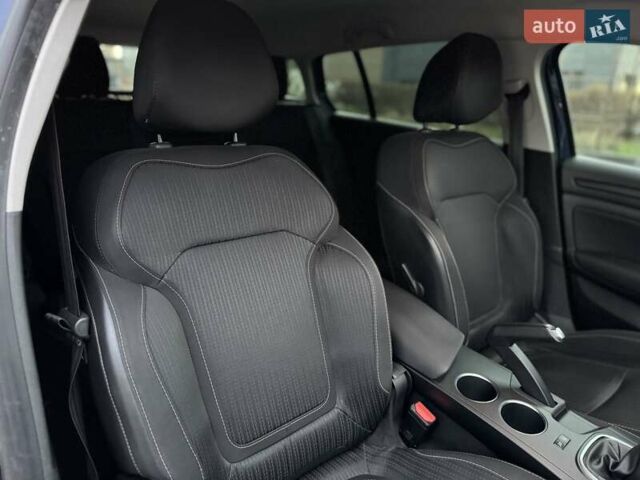 Синий Рено Меган, объемом двигателя 1.5 л и пробегом 198 тыс. км за 10900 $, фото 46 на Automoto.ua