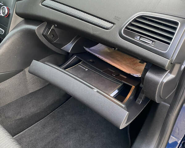 Синій Рено Меган, об'ємом двигуна 1.5 л та пробігом 179 тис. км за 12998 $, фото 16 на Automoto.ua