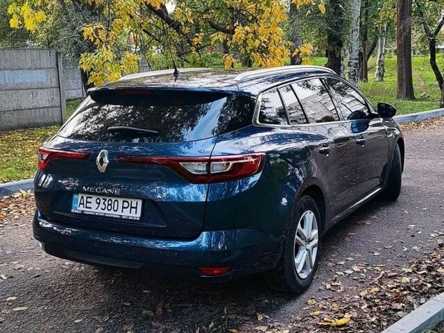 Синий Рено Меган, объемом двигателя 1.46 л и пробегом 203 тыс. км за 13300 $, фото 4 на Automoto.ua