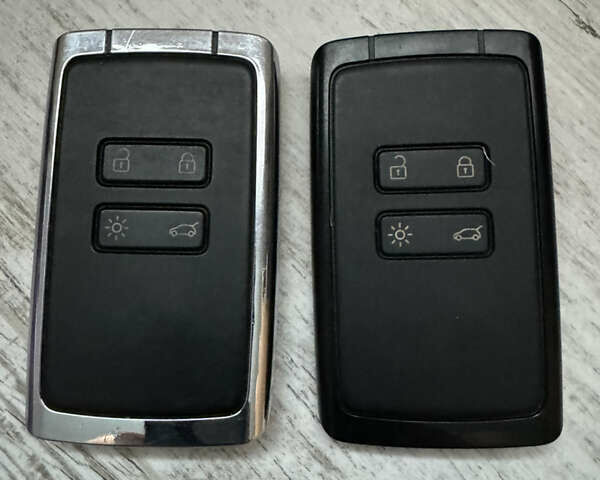 Синій Рено Меган, об'ємом двигуна 1.46 л та пробігом 205 тис. км за 11850 $, фото 50 на Automoto.ua