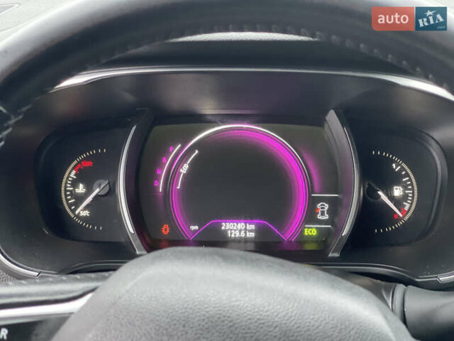 Синій Рено Меган, об'ємом двигуна 1.46 л та пробігом 230 тис. км за 11500 $, фото 24 на Automoto.ua