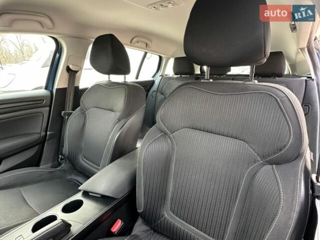 Синій Рено Меган, об'ємом двигуна 1.5 л та пробігом 154 тис. км за 12300 $, фото 13 на Automoto.ua