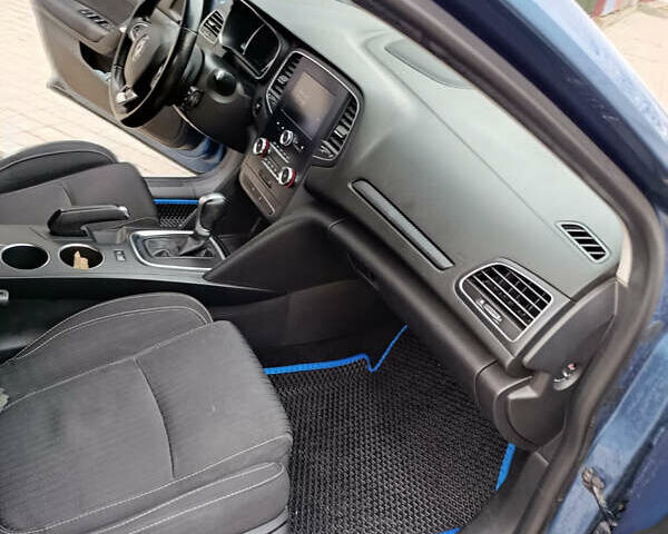 Синій Рено Меган, об'ємом двигуна 1.46 л та пробігом 250 тис. км за 11999 $, фото 19 на Automoto.ua