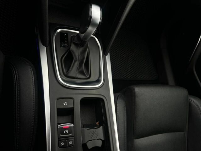 Синий Рено Меган, объемом двигателя 1.5 л и пробегом 207 тыс. км за 14500 $, фото 14 на Automoto.ua