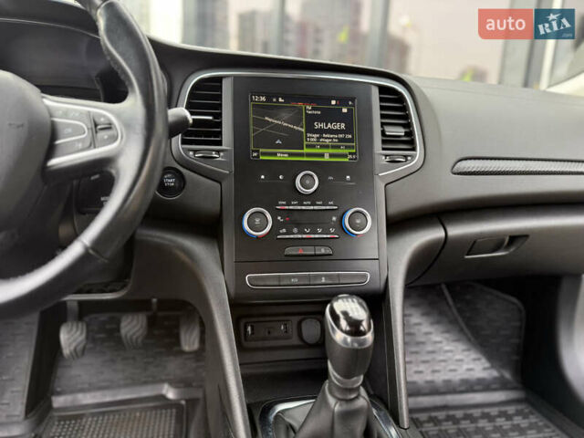 Синий Рено Меган, объемом двигателя 1.5 л и пробегом 134 тыс. км за 11500 $, фото 18 на Automoto.ua