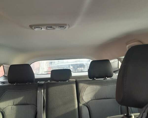 Синій Рено Меган, об'ємом двигуна 1.46 л та пробігом 190 тис. км за 11900 $, фото 28 на Automoto.ua