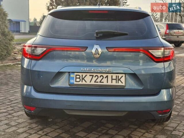 Синий Рено Меган, объемом двигателя 1.46 л и пробегом 232 тыс. км за 11300 $, фото 3 на Automoto.ua