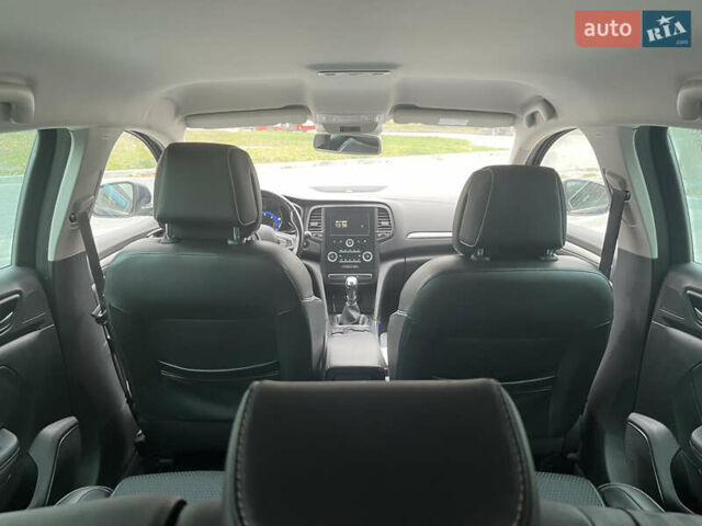 Синий Рено Меган, объемом двигателя 1.5 л и пробегом 211 тыс. км за 14499 $, фото 10 на Automoto.ua