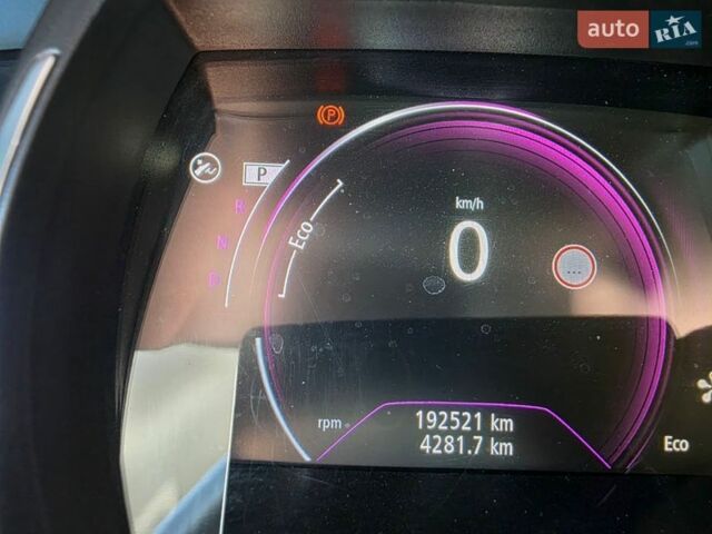 Синий Рено Меган, объемом двигателя 1.46 л и пробегом 192 тыс. км за 15500 $, фото 16 на Automoto.ua