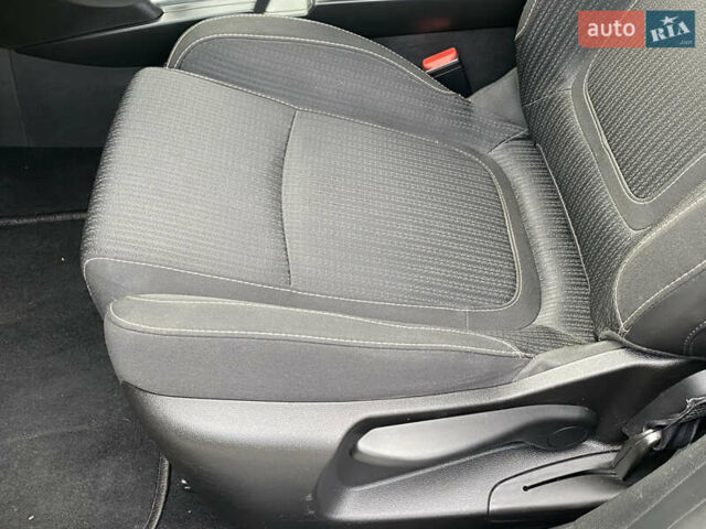 Синій Рено Меган, об'ємом двигуна 1.5 л та пробігом 179 тис. км за 12998 $, фото 12 на Automoto.ua