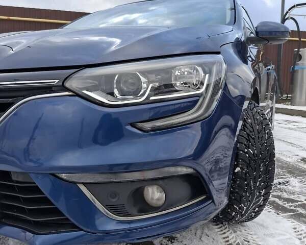 Синій Рено Меган, об'ємом двигуна 1.46 л та пробігом 190 тис. км за 11900 $, фото 2 на Automoto.ua