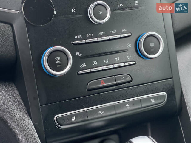 Синій Рено Меган, об'ємом двигуна 1.46 л та пробігом 230 тис. км за 11500 $, фото 31 на Automoto.ua