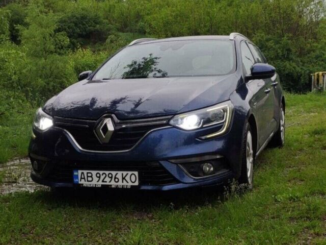 Синий Рено Меган, объемом двигателя 1.46 л и пробегом 176 тыс. км за 11700 $, фото 1 на Automoto.ua