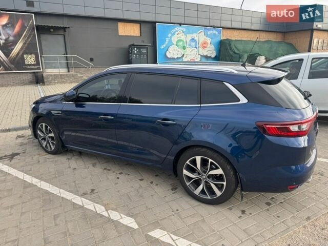 Синий Рено Меган, объемом двигателя 1.5 л и пробегом 255 тыс. км за 12700 $, фото 4 на Automoto.ua