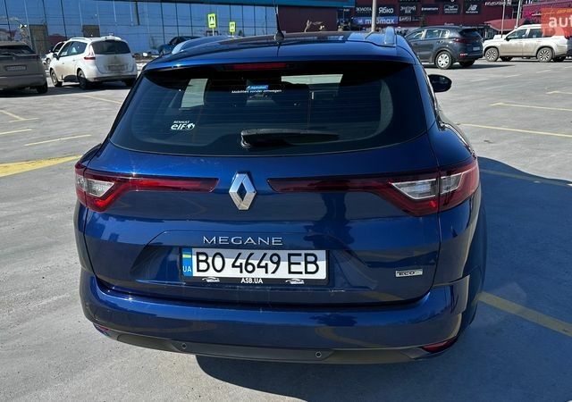 Синий Рено Меган, объемом двигателя 1.46 л и пробегом 225 тыс. км за 10800 $, фото 5 на Automoto.ua