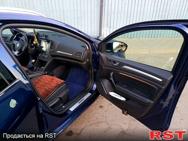 Синий Рено Меган, объемом двигателя 1.5 л и пробегом 0 тыс. км за 13800 $, фото 4 на Automoto.ua